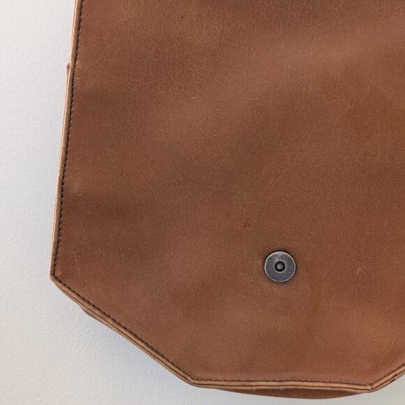 Matt & Nat Marlon Crossbody Bag – Tan Vegan Leather, Well-Loved - Picture 7 of 12